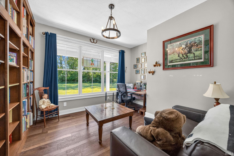 Listing Image 15