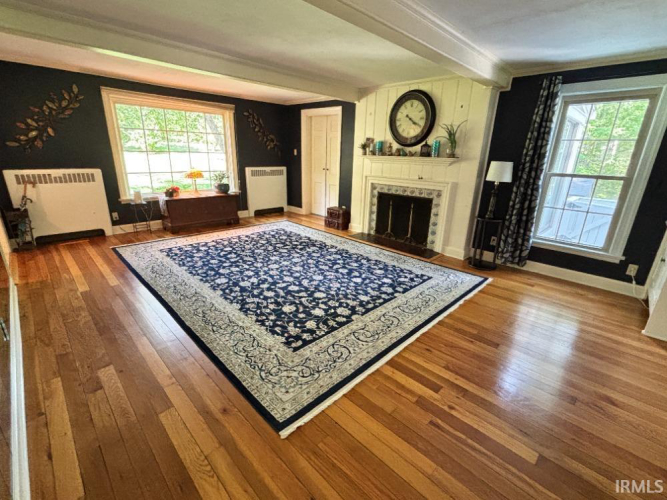 Listing Image 6