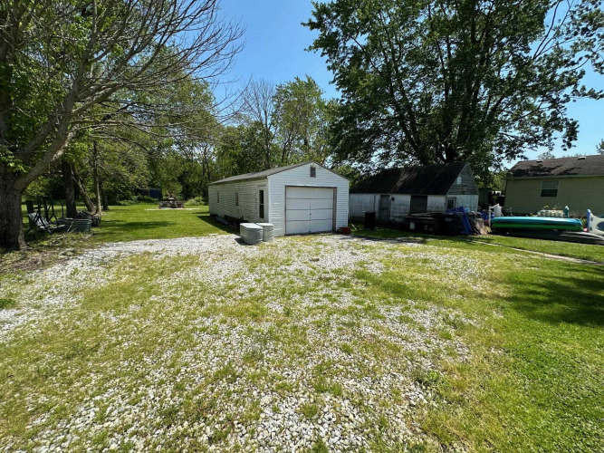 Listing Image 20