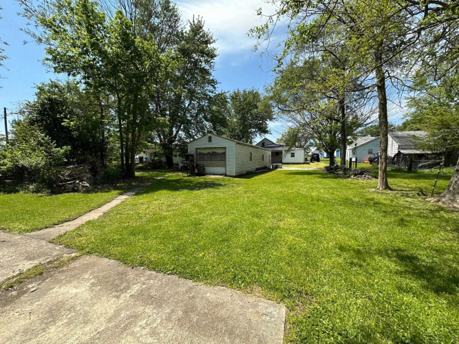 Listing Image 25