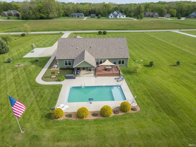 Listing Image 32