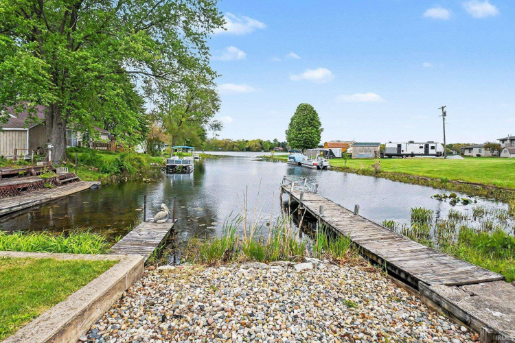 Listing Image 28