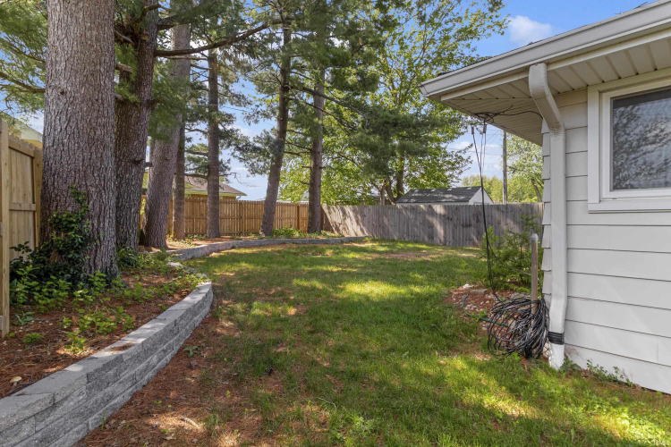 Listing Image 22