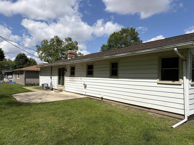 Listing Image 11