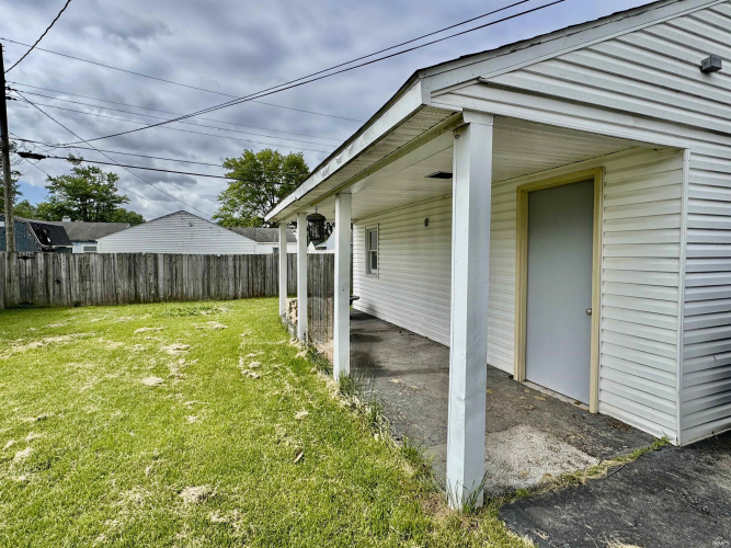 Listing Image 14