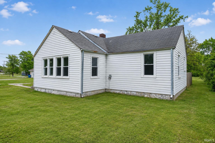 Listing Image 14