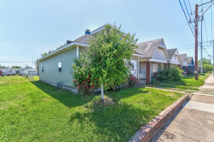 Listing Image 25
