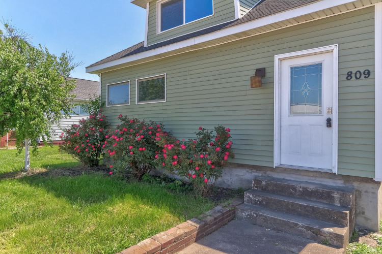 Listing Image 27