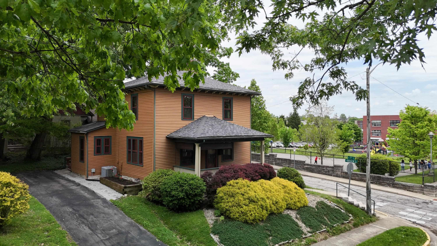 Listing Image 2