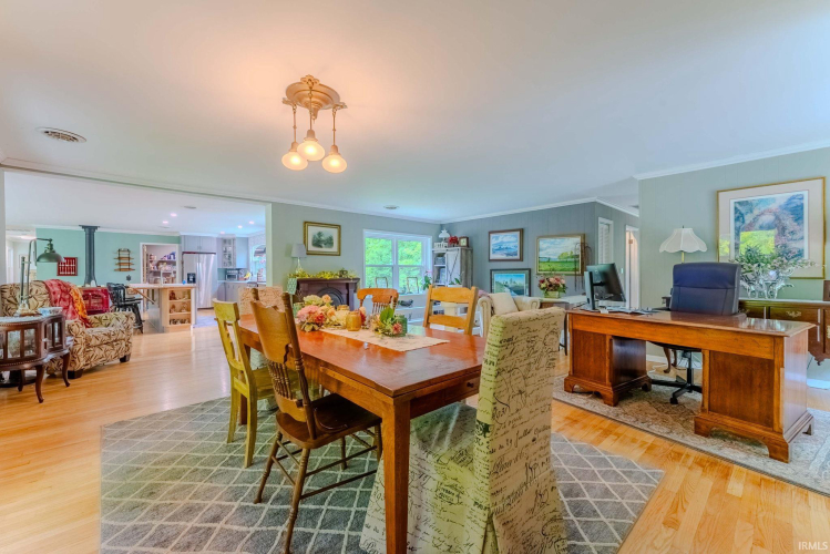 Listing Image 20