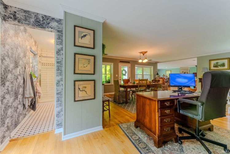 Listing Image 22