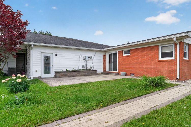 Listing Image 32