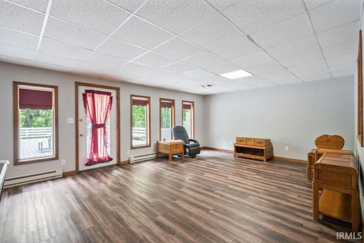 Listing Image 25