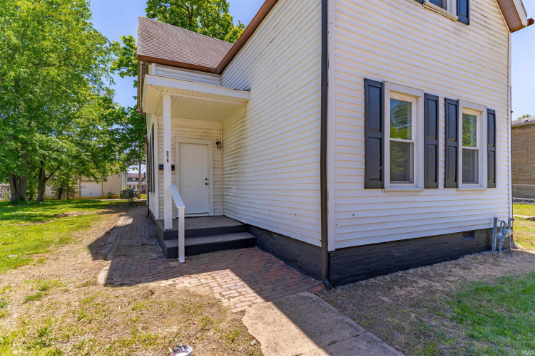 Listing Image 2