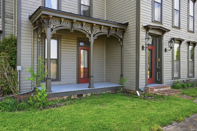 Listing Image 3
