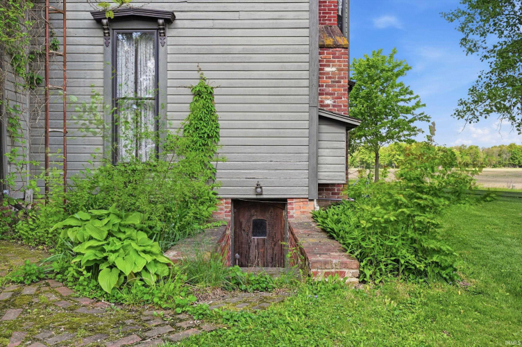 Listing Image 27