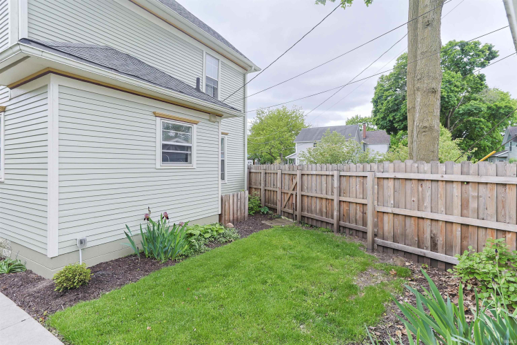 Listing Image 30