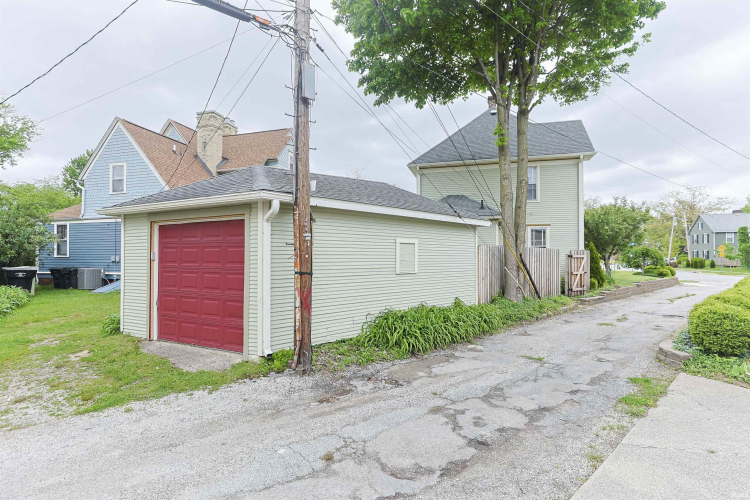Listing Image 32