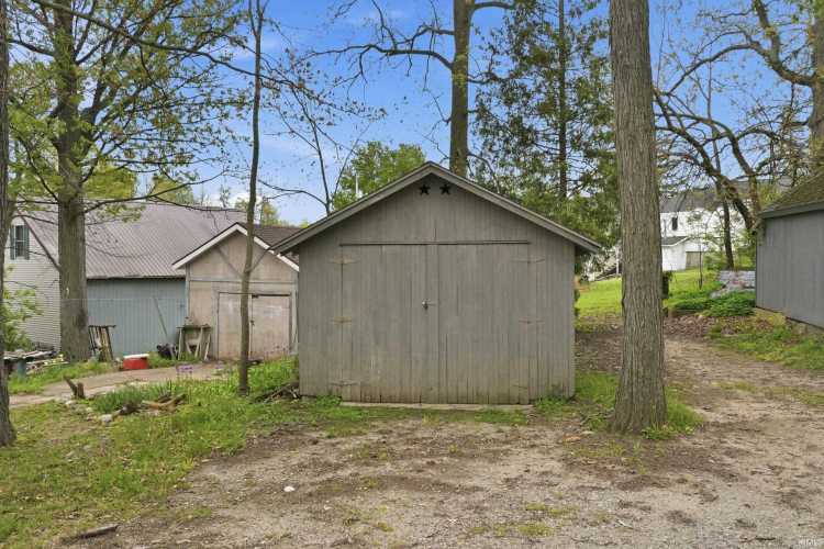 Listing Image 36