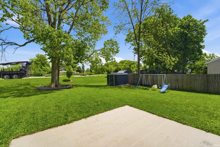 Listing Image 22