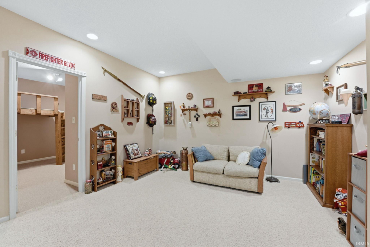 Listing Image 30