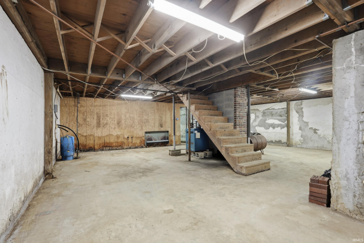 Listing Image 27