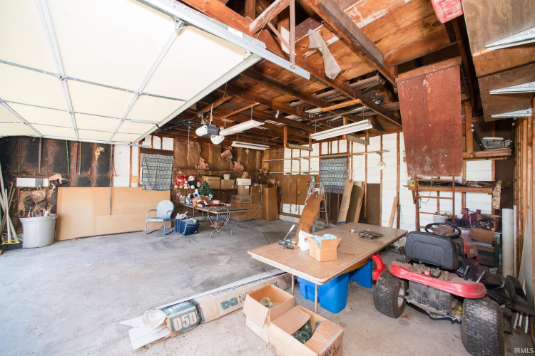 Listing Image 32