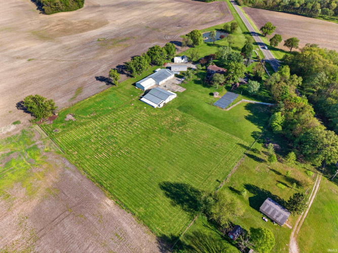 Listing Image 8