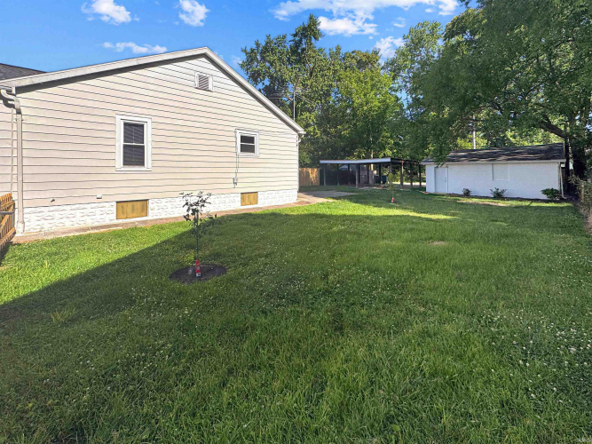 Listing Image 17