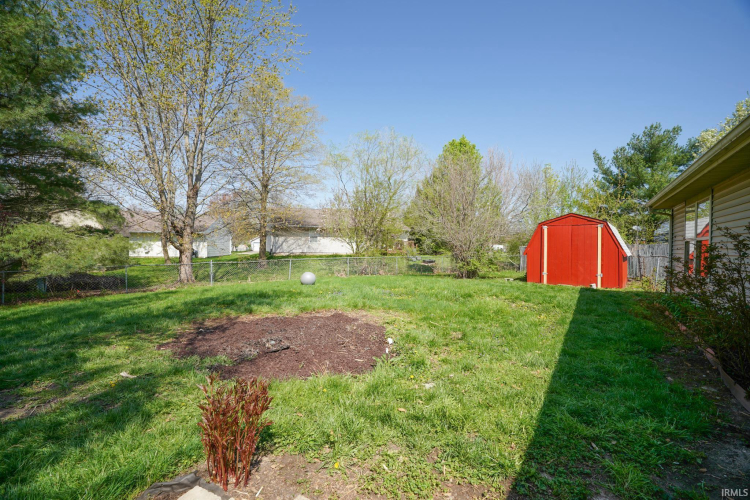 Listing Image 24