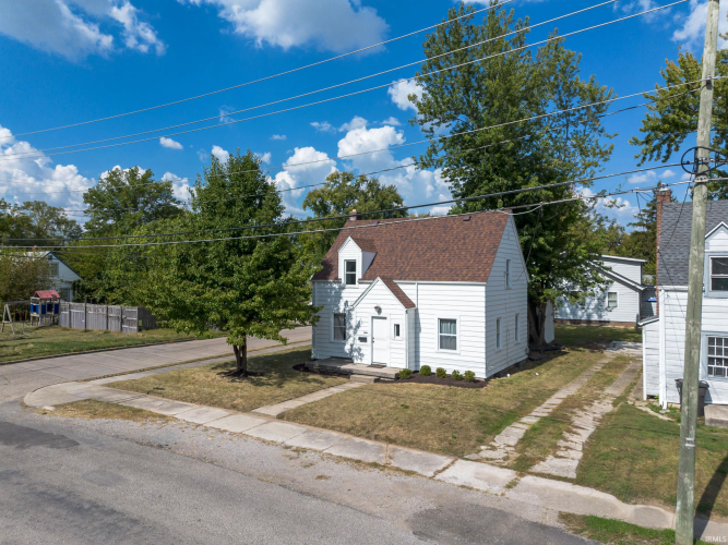 Listing Image 5