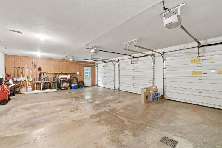 Listing Image 29