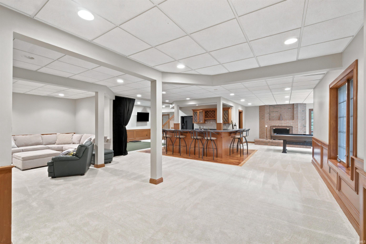 Listing Image 50