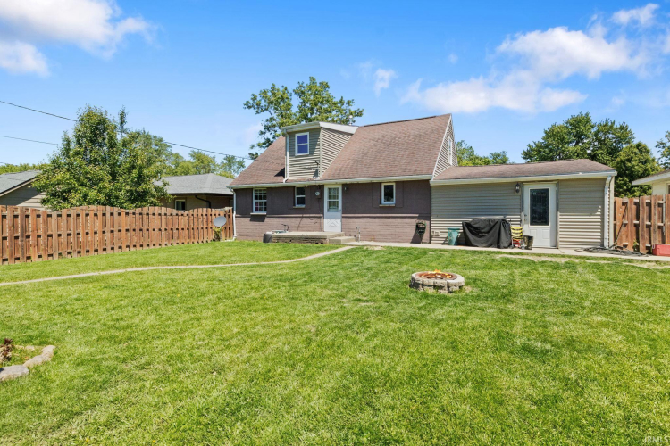 Listing Image 27