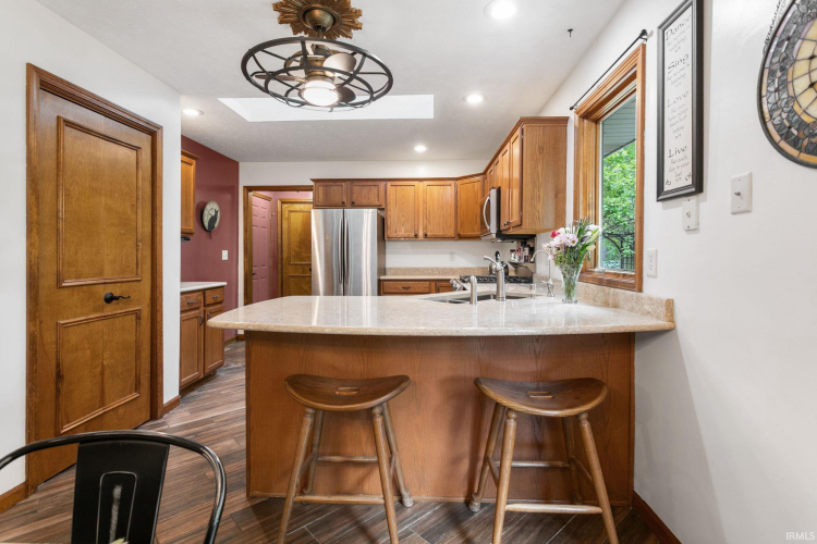 Listing Image 13