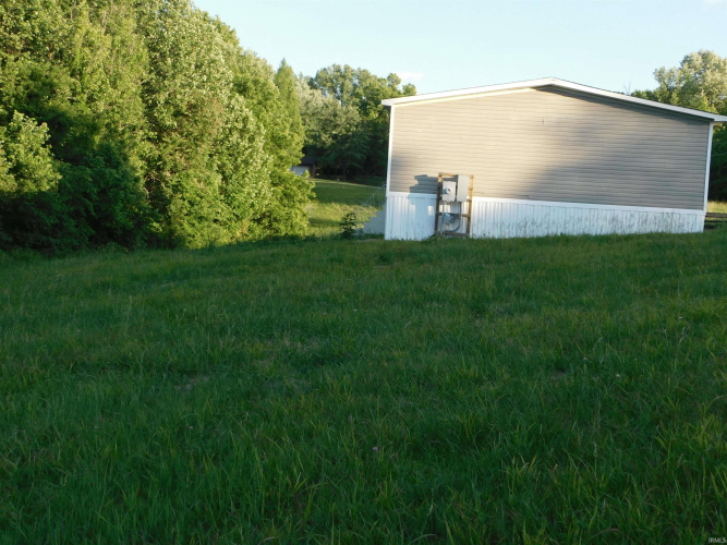 Listing Image 4