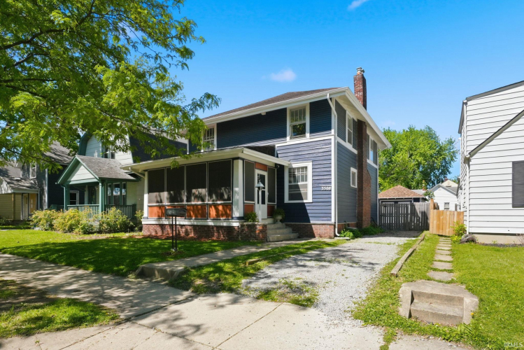 Listing Image 3