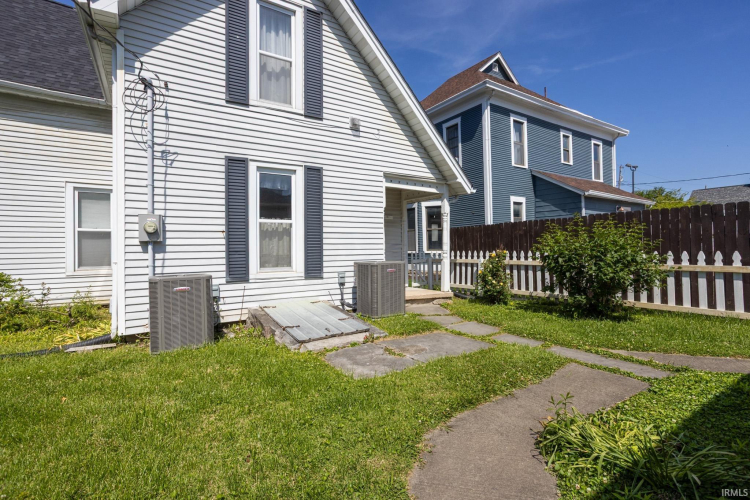Listing Image 29
