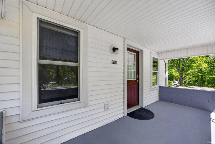 Listing Image 6