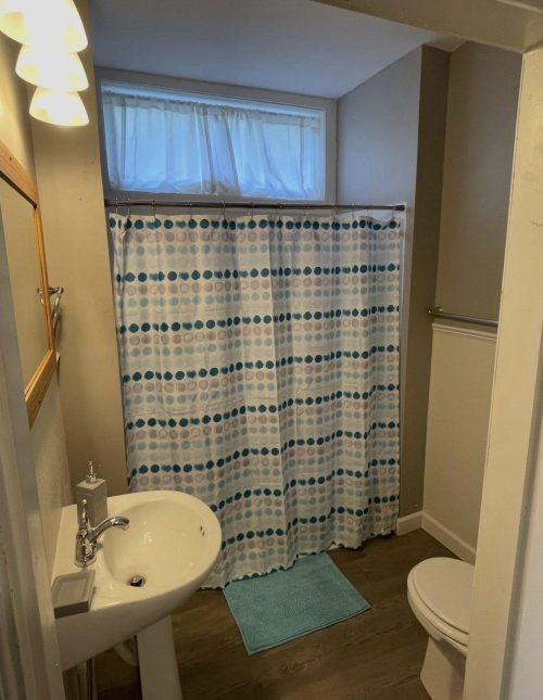 Listing Image 17