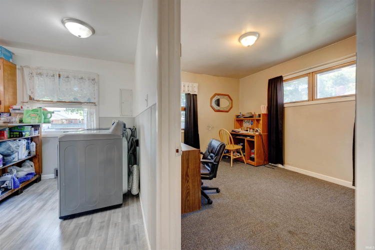 Listing Image 21