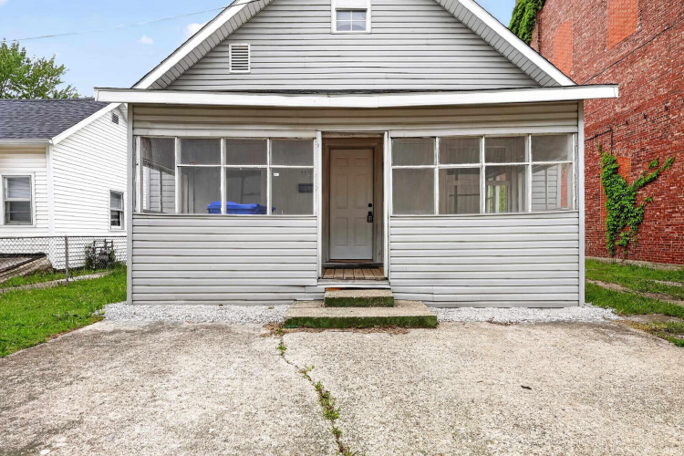 Listing Image 2