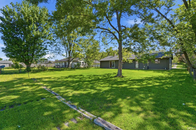Listing Image 33