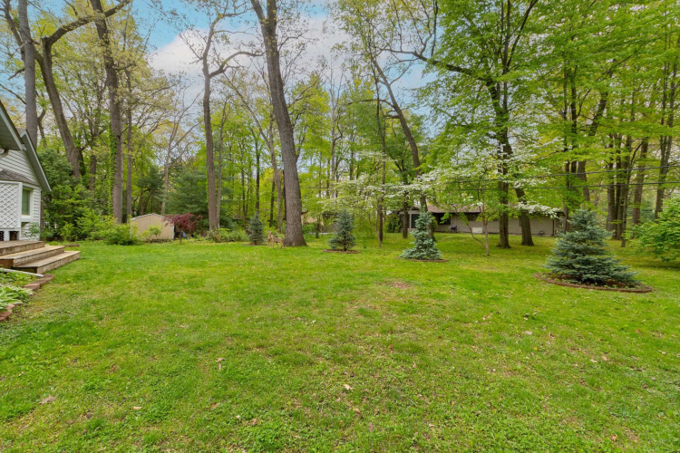 Listing Image 23
