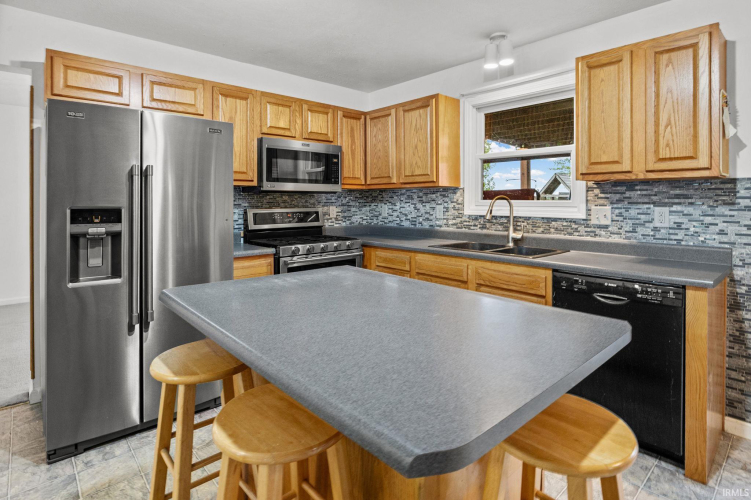 Listing Image 13