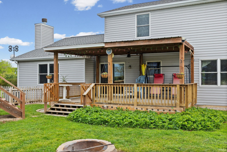 Listing Image 4