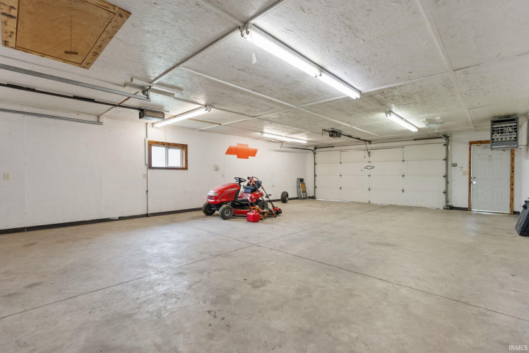 Listing Image 25