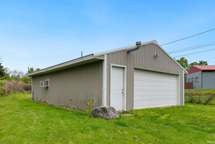 Listing Image 31