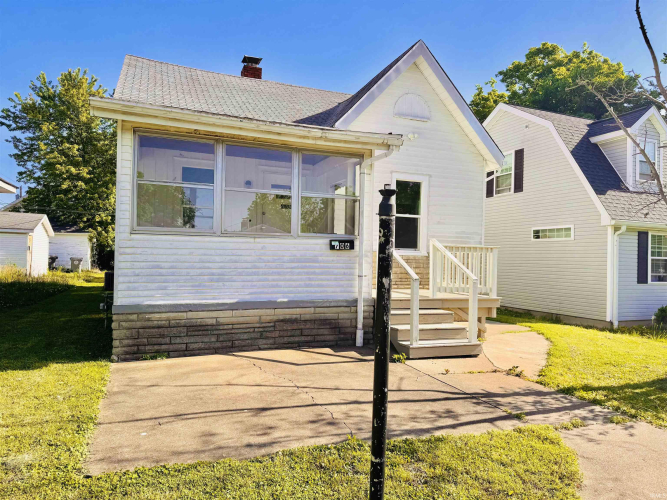 Listing Image 2