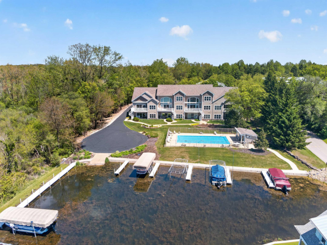 Listing Image 44